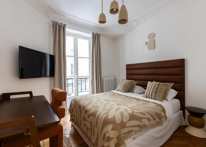 Nochichi-collections - Cafe De Flore *